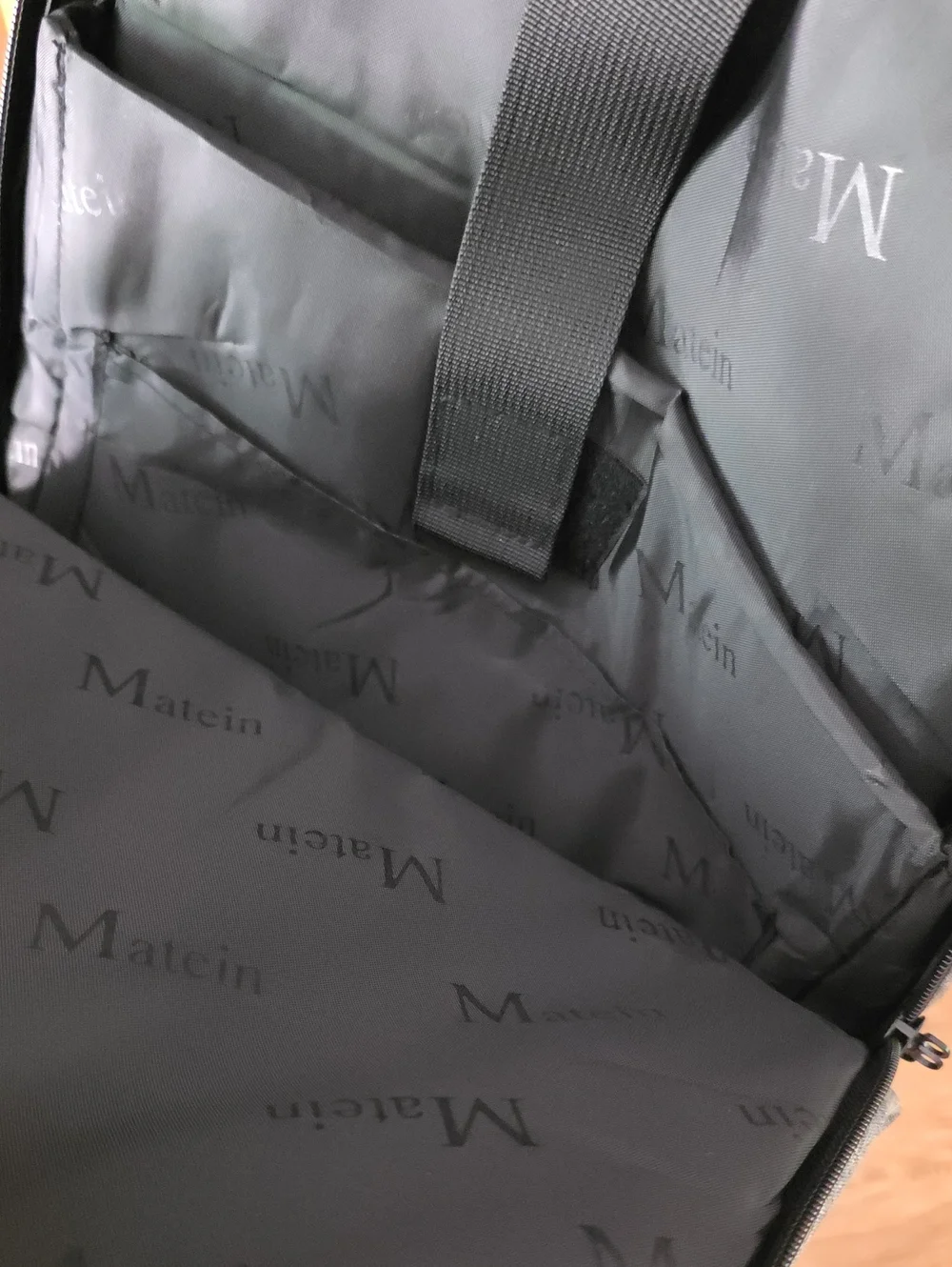 Matein Men's Grey Everyday Backpack with Multiple Compartments